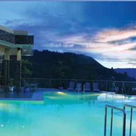 Danau Toba International Cottage Parapat Extérieur photo
